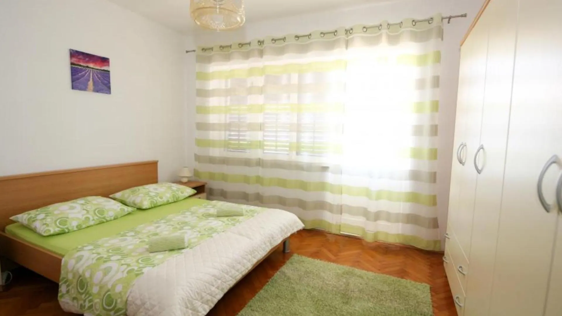 Spacious Beachfront Apartment Ciovo Croatia